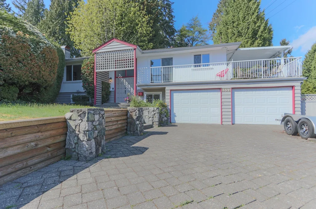 House for sale at 1352 E 16th Street North Vancouver British Columbia - MLS: R3113975
