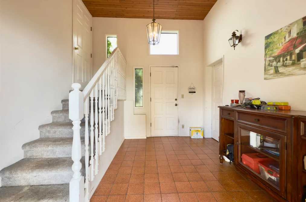 1352 OXFORD STREET, White Rock BC V4B 3R2, White Rock BC — Residential for Sale - Photo 2