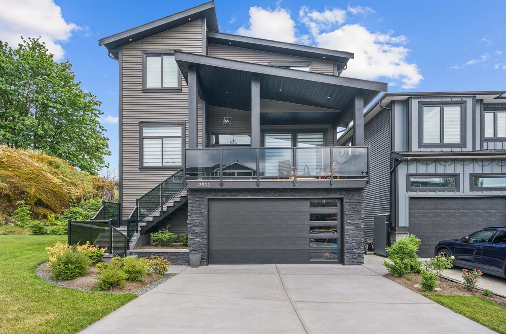 House for sale at 13532 Birdtail Drive Maple Ridge British Columbia - MLS: R3130301