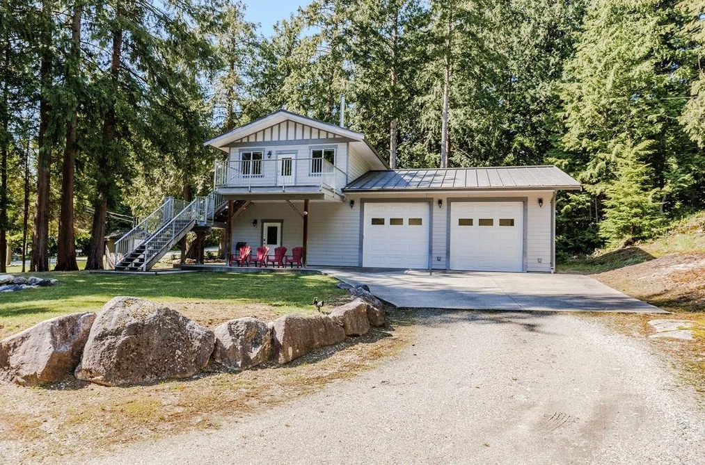 1356 ROBERTS CREEK ROAD, Roberts Creek BC V0N 2W1, Roberts Creek BC — Residential for Sale - Photo 3