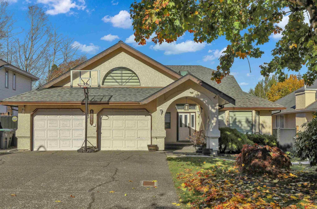 13571 60a Ave, Surrey, BC - MLS: R3175315
