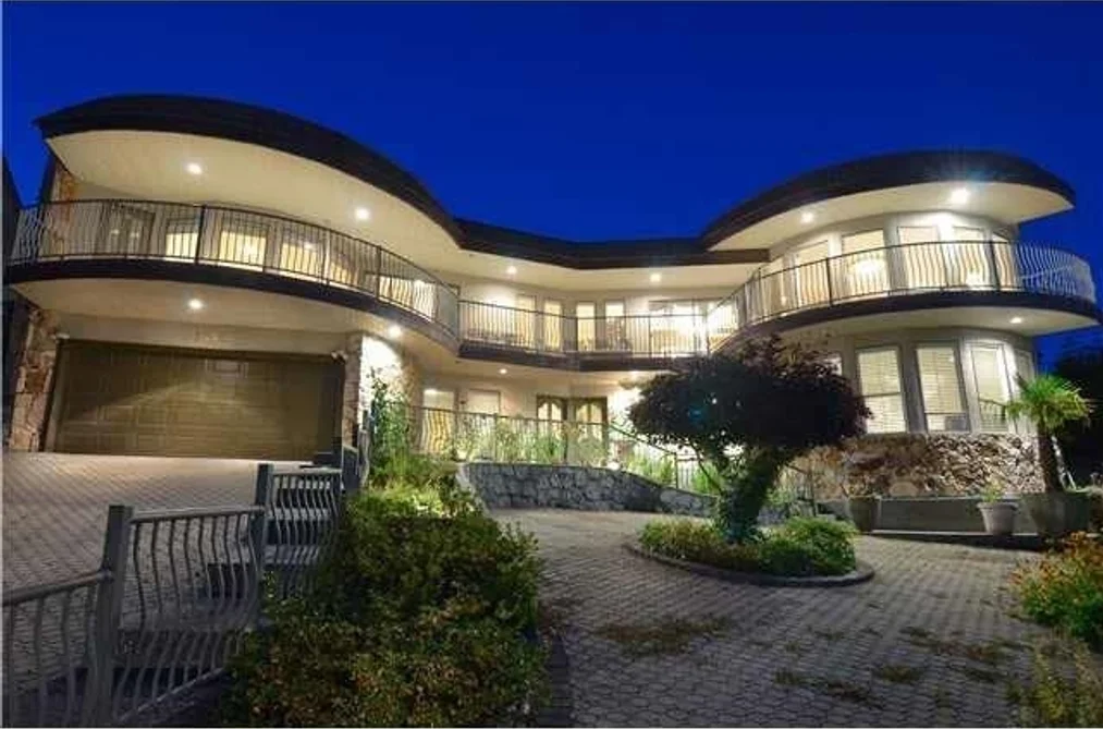 1359 WHITBY ROAD, West Vancouver BC V7S 2N4, West Vancouver BC — Residential for Sale - Photo 2