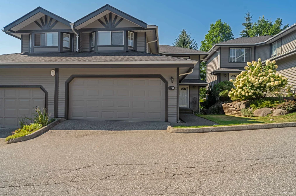Townhouse for sale at 136 1685 Pinetree Way Coquitlam British Columbia - MLS: R3091986