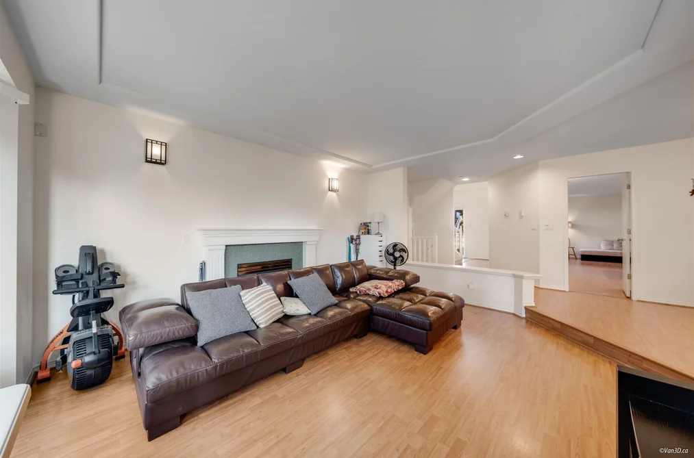 136 1685 PINETREE WAY, Coquitlam BC V3E 3A1, Coquitlam BC — Residential for Sale - Photo 3