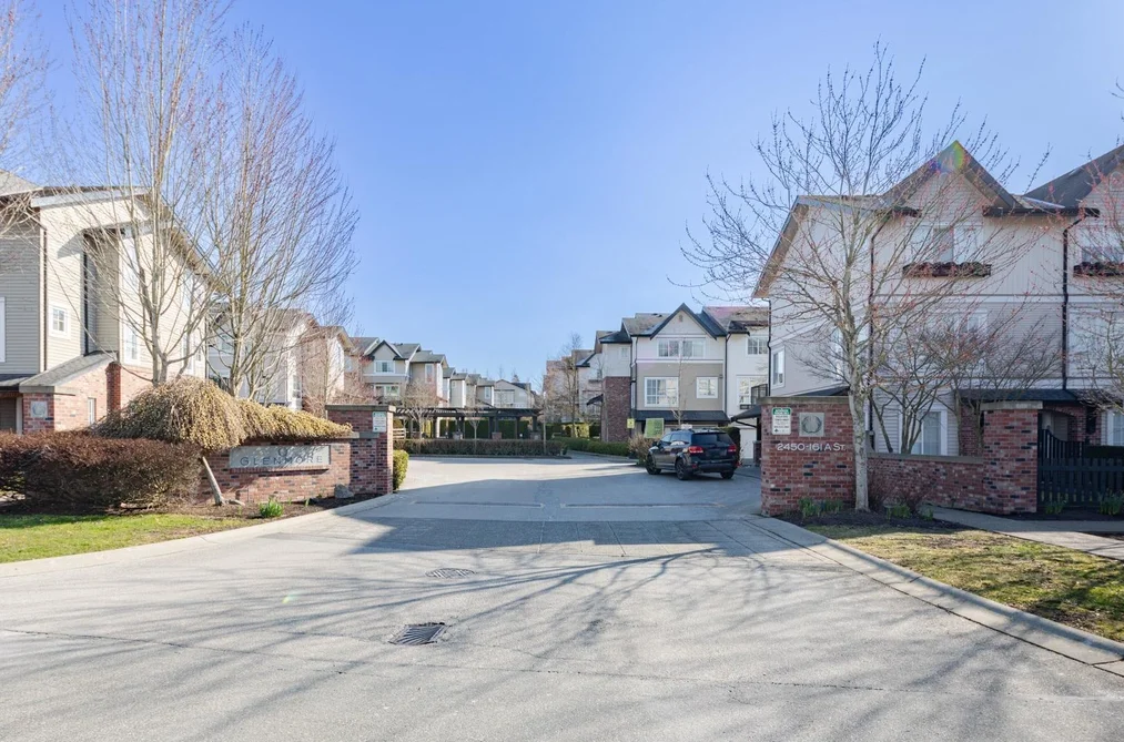 Townhouse for sale at 136 2450 161a Street Surrey British Columbia - MLS: R3106805
