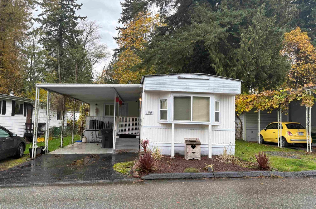 136 7790 KING GEORGE BOULEVARD, Surrey BC V3W 5Y4, Surrey BC — Residential for Sale - Photo 2