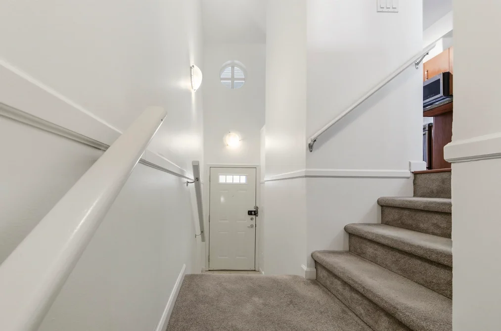 136 935 EWEN AVENUE, New Westminster BC V3M 0A1, New Westminster BC — Residential for Sale - Photo 2