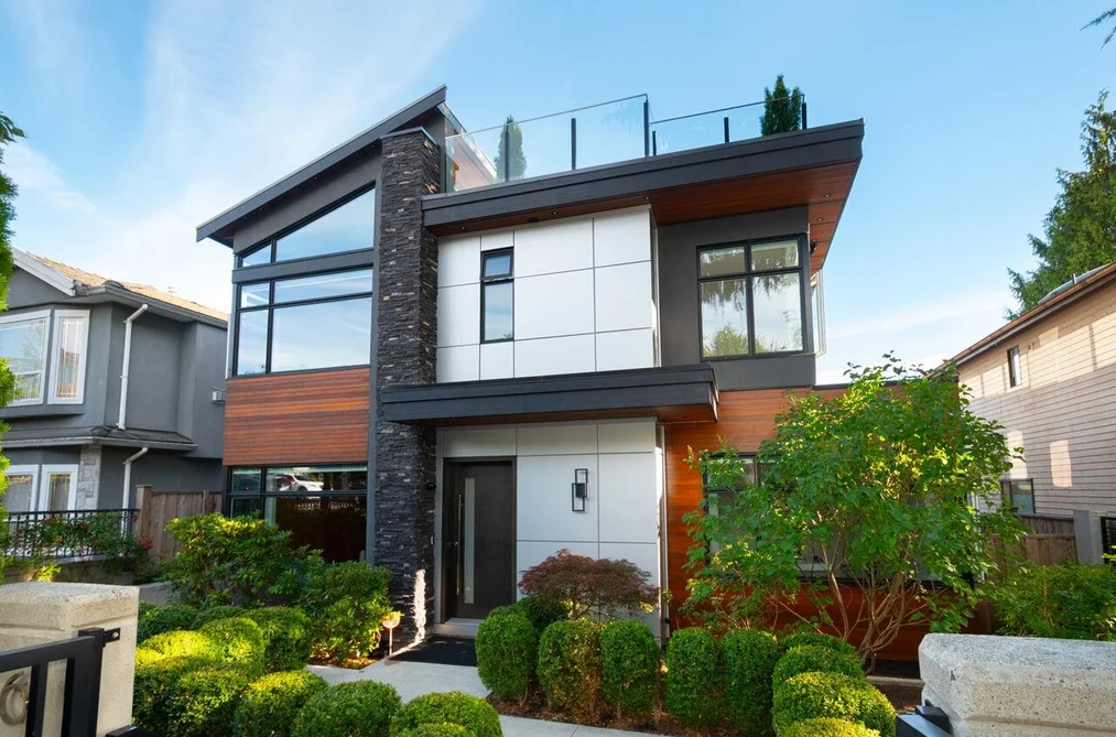 House for sale at 136 E 61st Avenue Vancouver British Columbia - MLS: R3153381