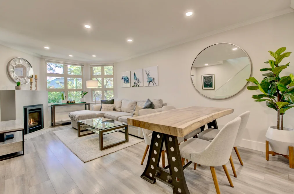 Townhouse for sale at 1360 W 8th Avenue Vancouver British Columbia - MLS: R3163285