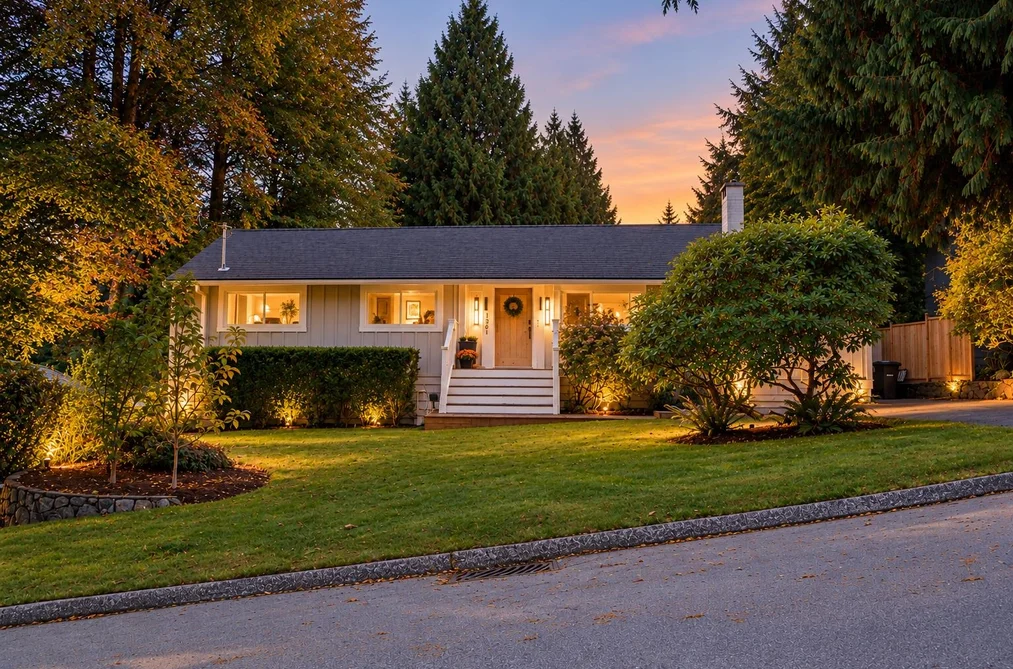 1361 E 15th St, North Vancouver, BC - MLS: R3174771