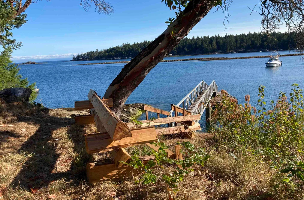 House for sale at 1361 Sturdies Bay Road Galiano Island British Columbia - MLS: R2983212