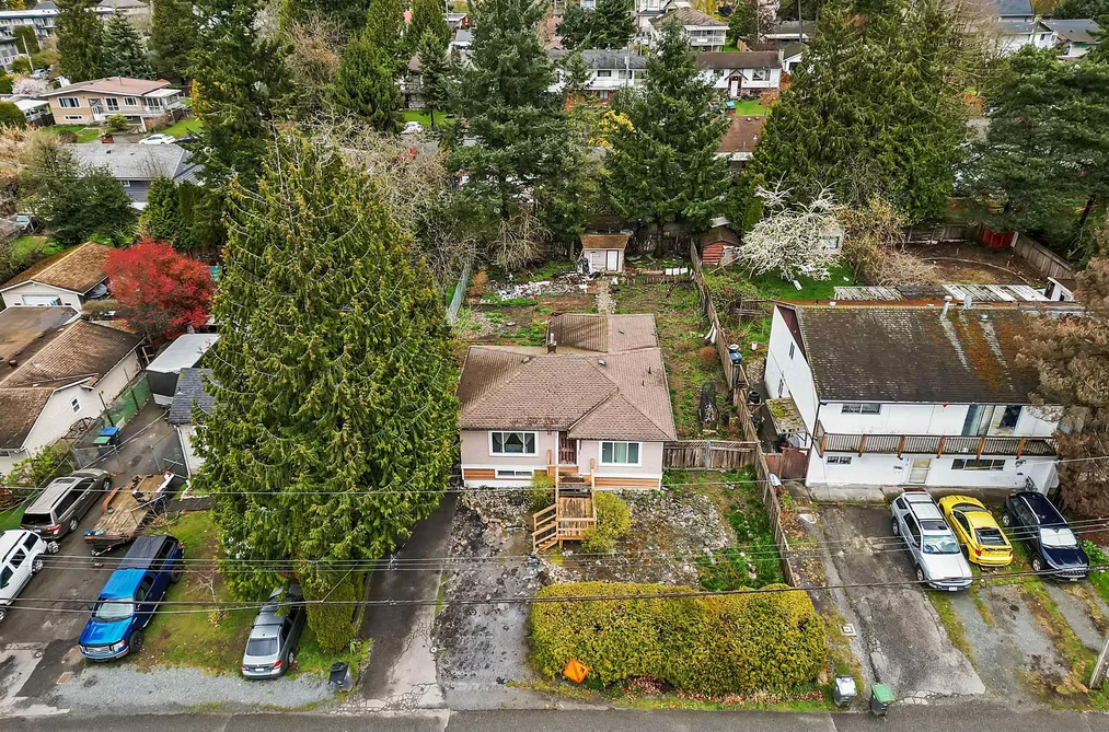 House for sale at 13627 Hilton Road Surrey British Columbia - MLS: R3119685