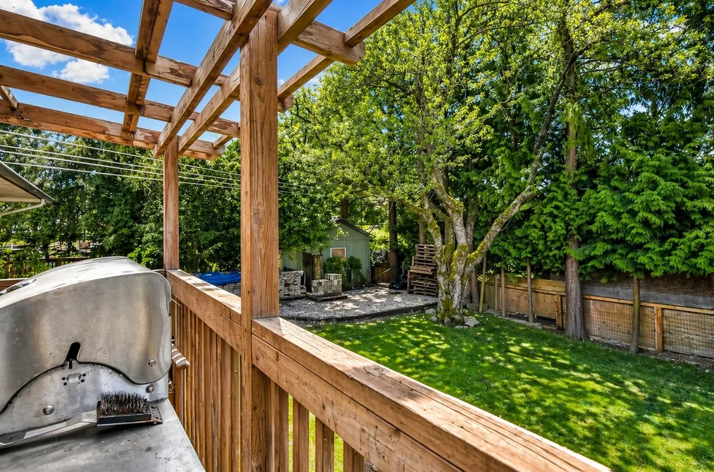 13668 LARNER ROAD, Surrey BC V3R 5K2, Surrey BC — Residential for Sale - Photo 2