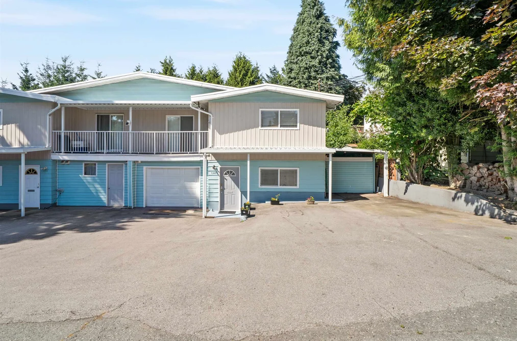 Half Duplex for sale at 13687 112 Avenue Surrey British Columbia - MLS: R3062773