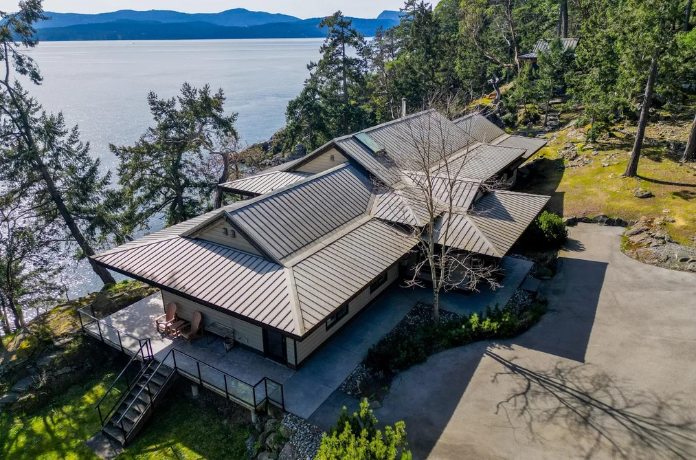 1369 MACKINNON ROAD, Pender Island BC V0N 2M1, Pender Island BC — Residential for Sale - Photo 4