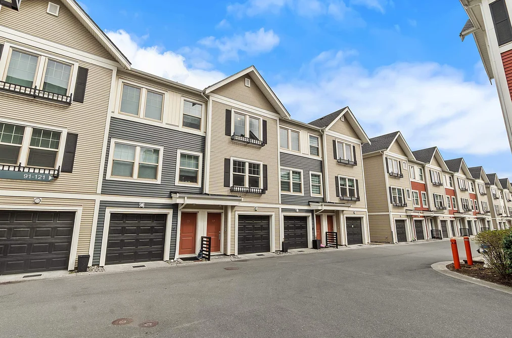 137 32633 SIMON AVENUE, Abbotsford BC V2T 0G9, Abbotsford BC — Residential for Sale - Photo 3