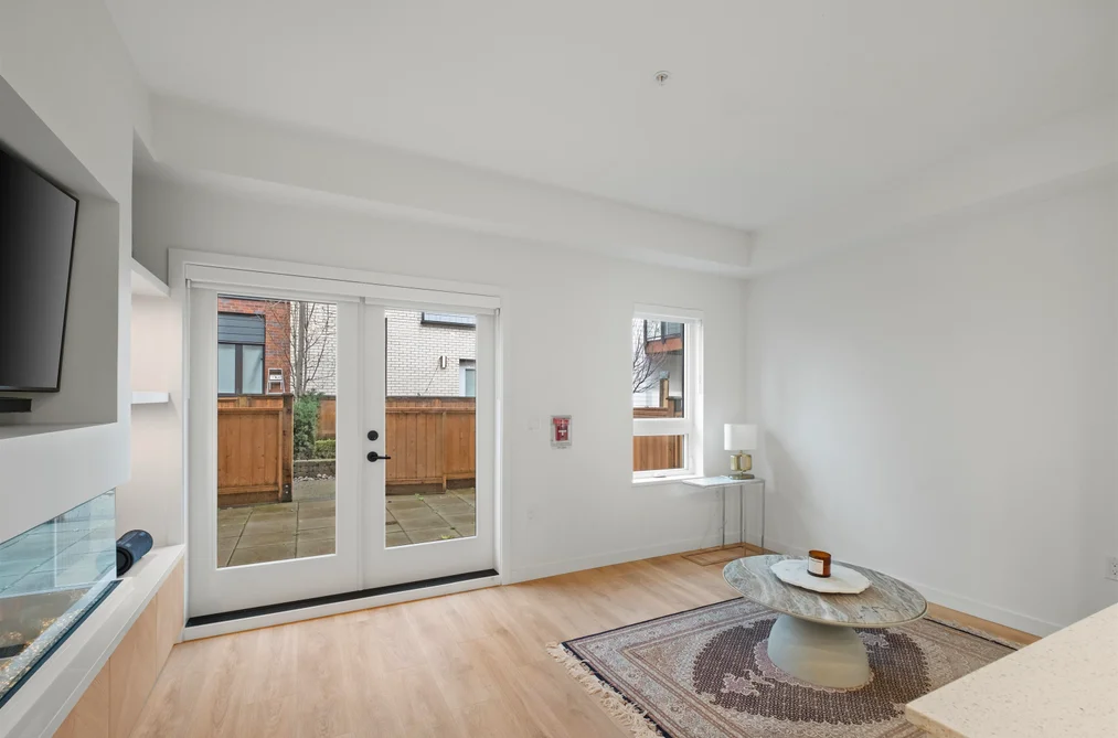 137 535 E 2ND STREET, North Vancouver BC V7L 1E1, North Vancouver BC — Residential for Sale - Photo 6