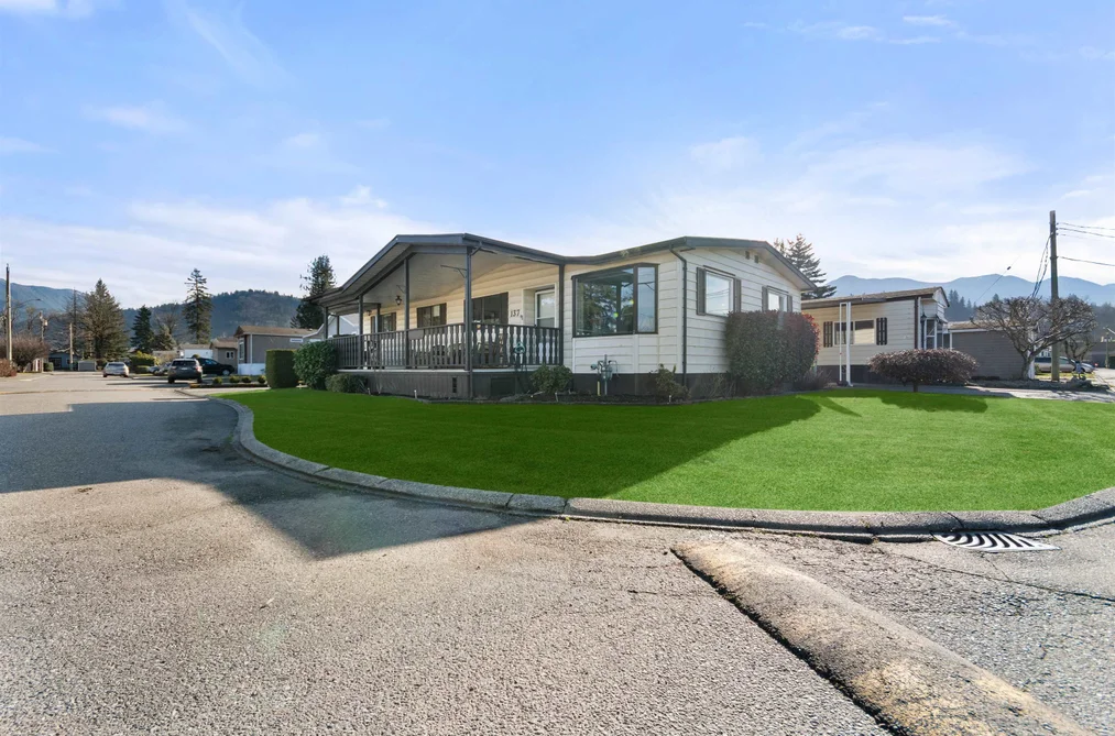 137 6338 VEDDER ROAD, Chilliwack BC V2R 3R4, Chilliwack BC — Residential for Sale - Photo 2