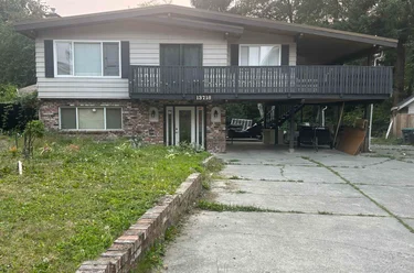 13718 Glen Pl, Surrey, BC - MLS: R3149670