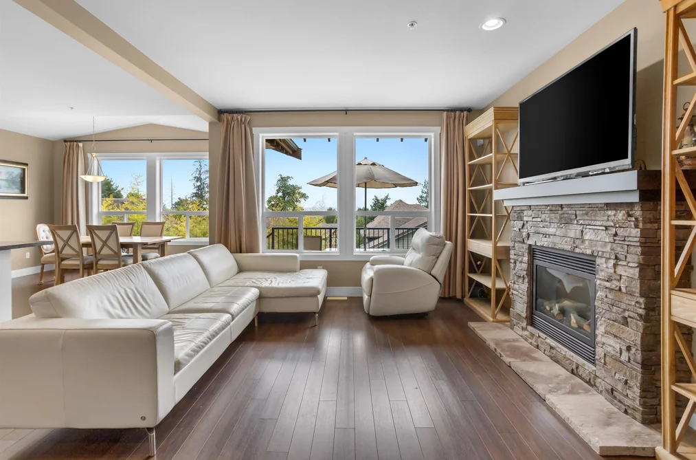 13735 230A STREET, Maple Ridge BC V4R 0C9, Maple Ridge BC — Residential for Sale - Photo 2