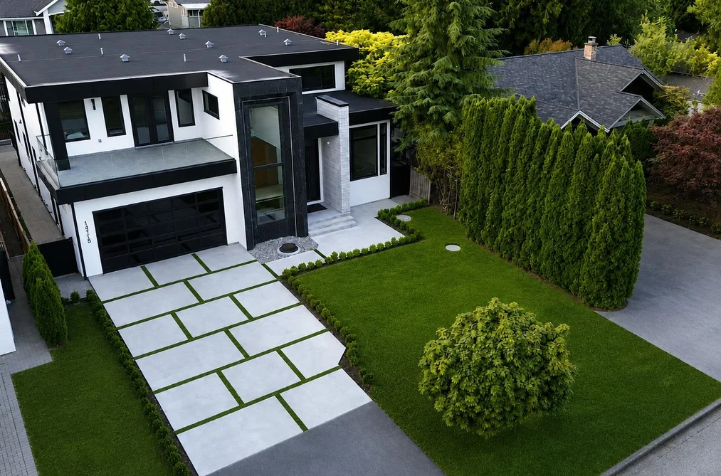 13735 Blackburn Avenue, White Rock, BC - MLS: R3150653 - Photo 5 13735 Blackburn Avenue, White Rock, BC - MLS: R3150653 - Photo 5