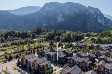 1374 Marinaside Pl, Squamish, BC - MLS: R3156105