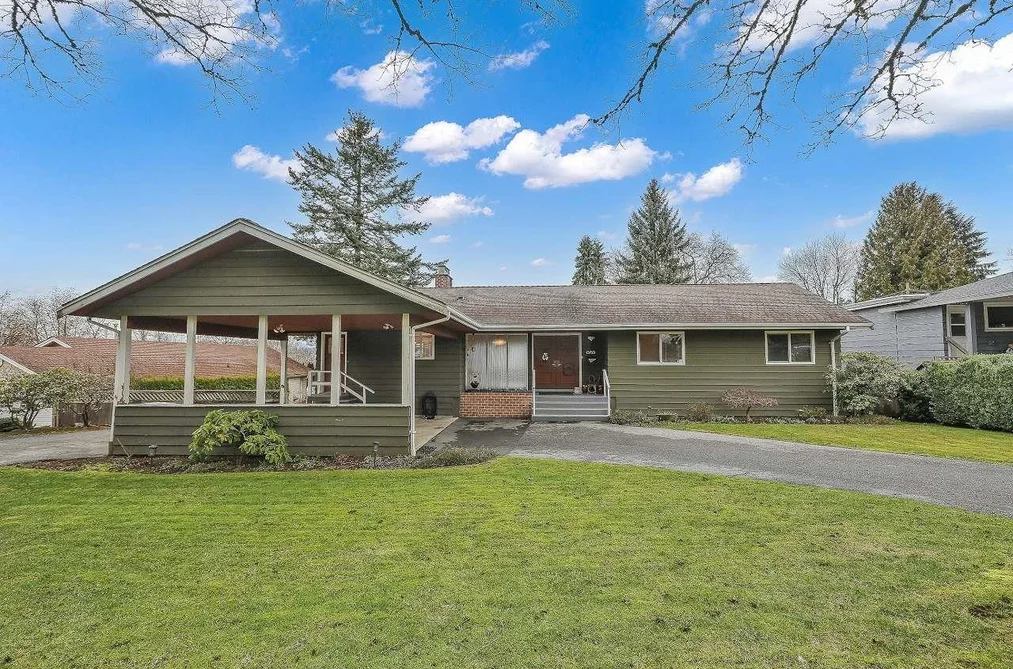 House for sale at 13753 114 Avenue Surrey British Columbia - MLS: R3091775