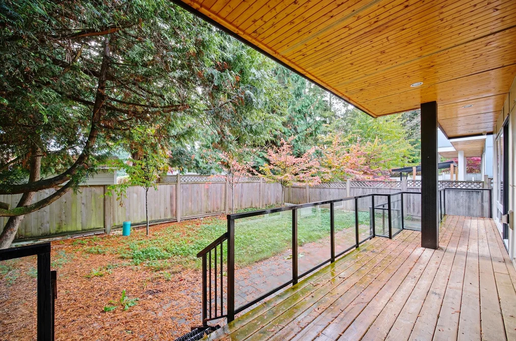 13766 North Bluff Road, White Rock, BC - House for Sale - Photo 32 of 35 13766 North Bluff Road, White Rock, BC - House for Sale - Photo 32 of 35