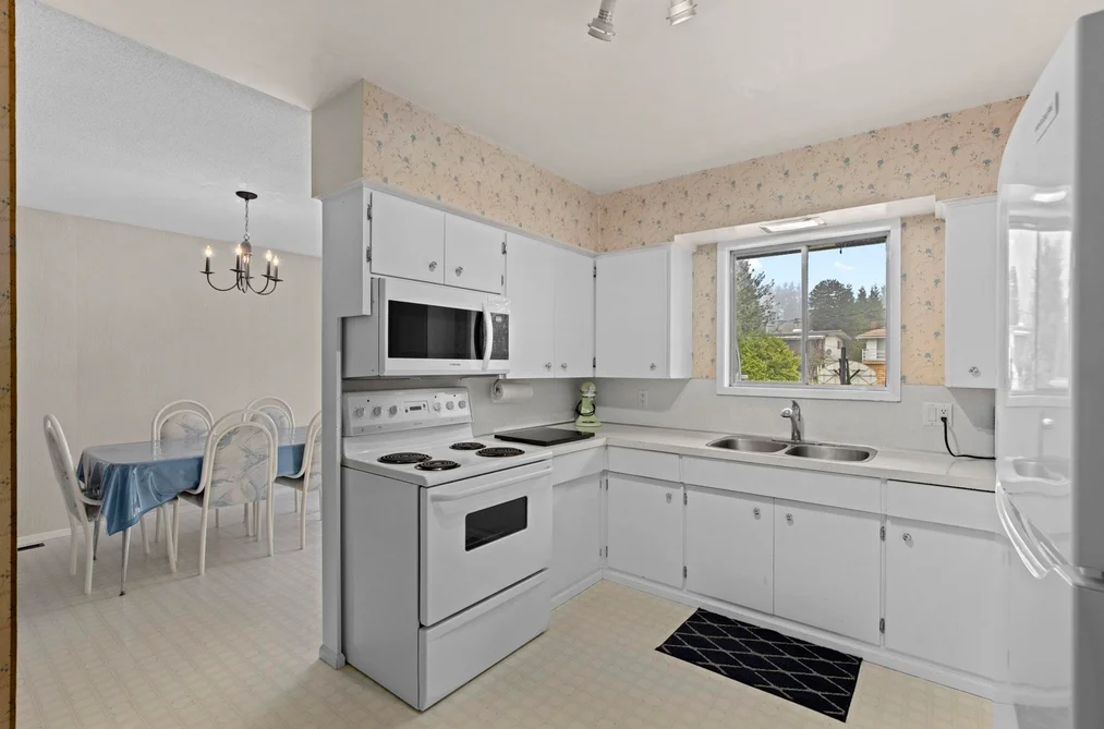 13771 MALABAR AVENUE, White Rock BC V4B 2X8, White Rock BC — Residential for Sale - Photo 4