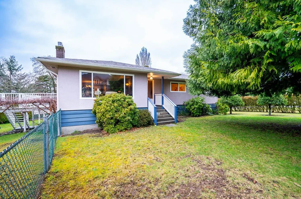 House for sale at 13789 Bentley Road Surrey British Columbia - MLS: R3101161