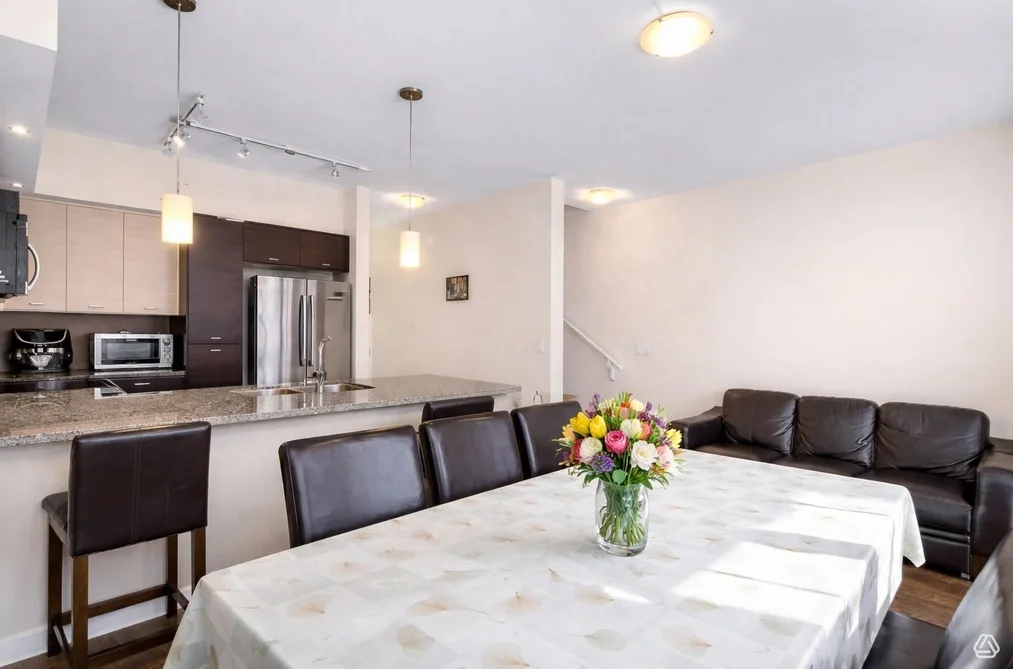138-6299 144 Street, Surrey, BC - Townhouse for Sale - Photo 8 of 31 138-6299 144 Street, Surrey, BC - Townhouse for Sale - Photo 8 of 31