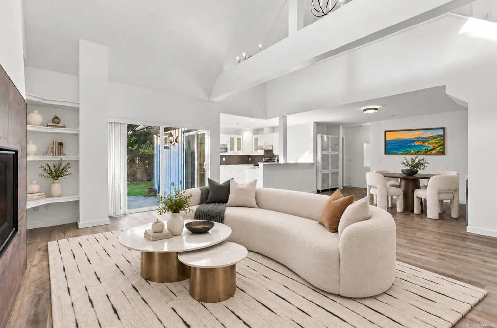 138 Stonegate Drive, West Vancouver, BC - MLS: R3179591 - Photo 6 138 Stonegate Drive, West Vancouver, BC - MLS: R3179591 - Photo 6