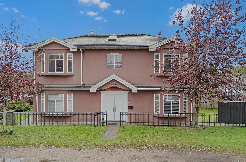 House for sale at 1380 E 51st Avenue Vancouver British Columbia - MLS: R3058505