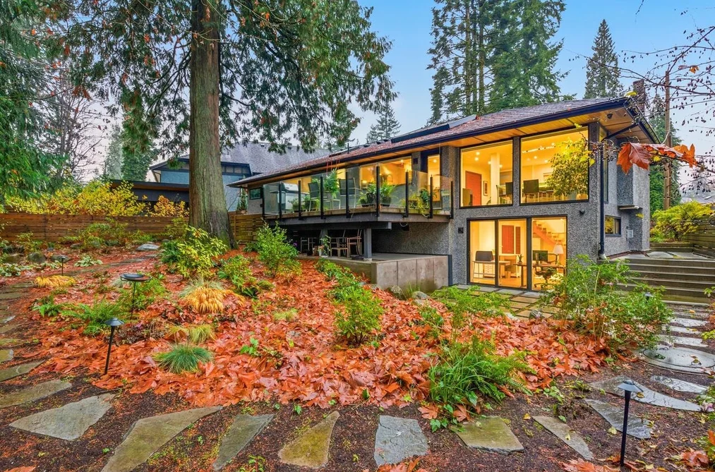1381 CHINE CRESCENT, Coquitlam BC V3J 5X3, Coquitlam BC — Residential for Sale - Photo 2