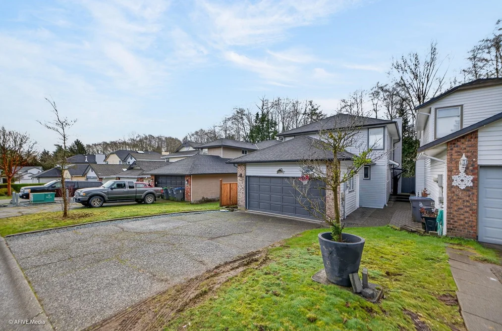 13812 65A AVENUE, Surrey BC V3W 9R8, Surrey BC — Residential for Sale - Photo 2