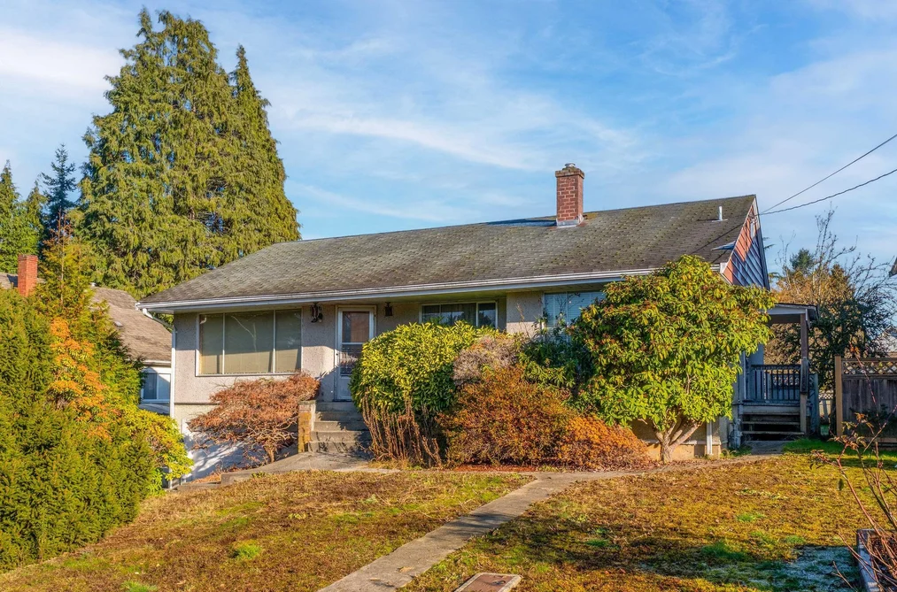 House for sale at 13817 Berg Road Surrey British Columbia - MLS: R3083644