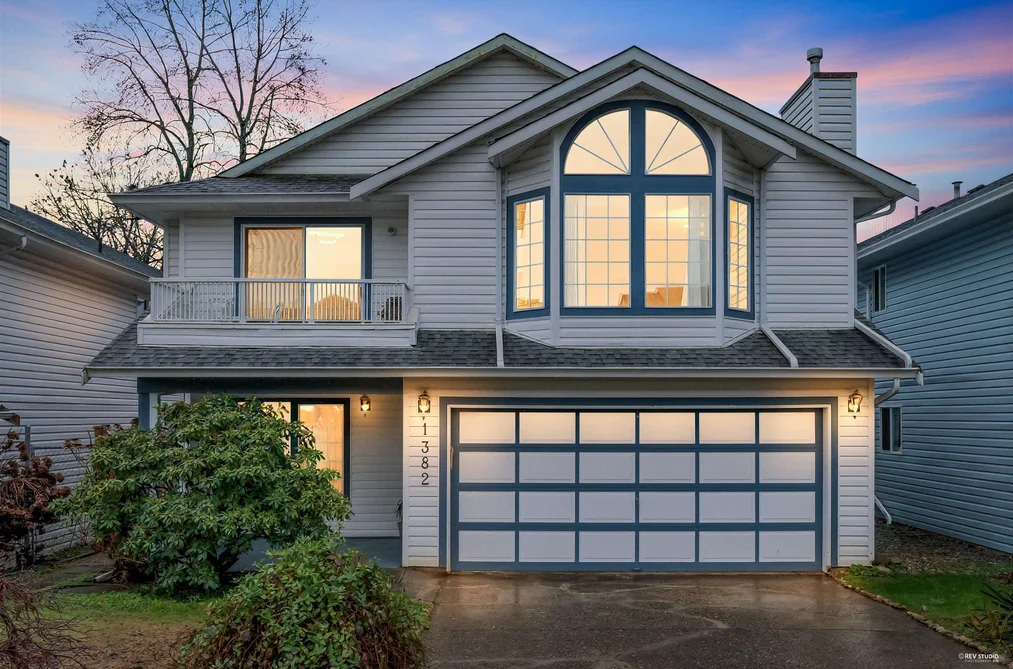 House for sale at 1382 Sutherland Avenue Port Coquitlam British Columbia - MLS: R3115049