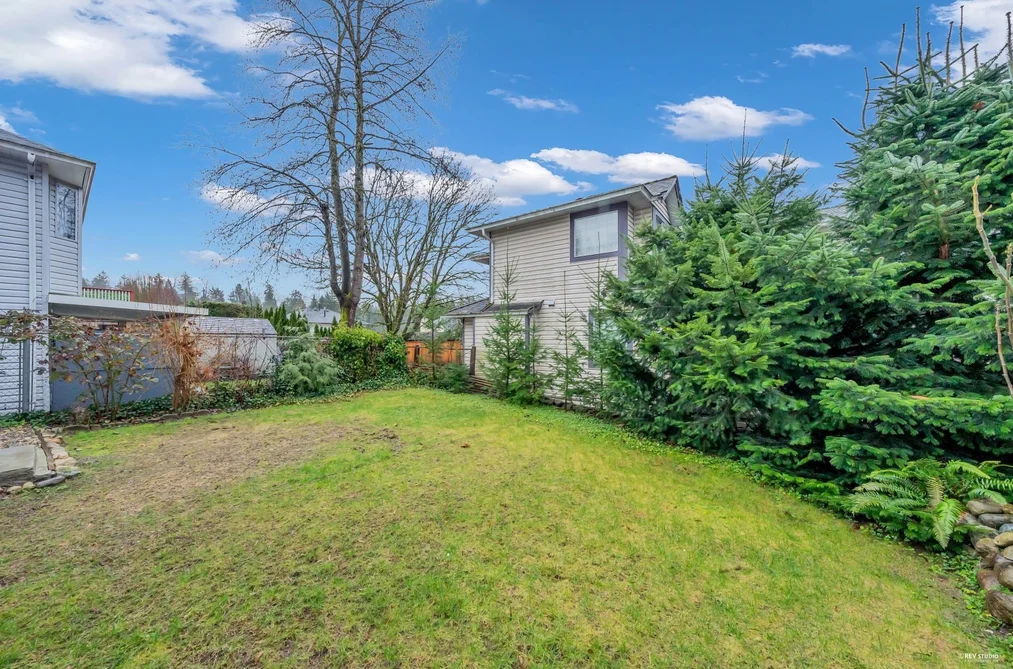 1382 SUTHERLAND AVENUE, Port Coquitlam BC V3B 7G7, Port Coquitlam BC — Residential for Sale - Photo 2