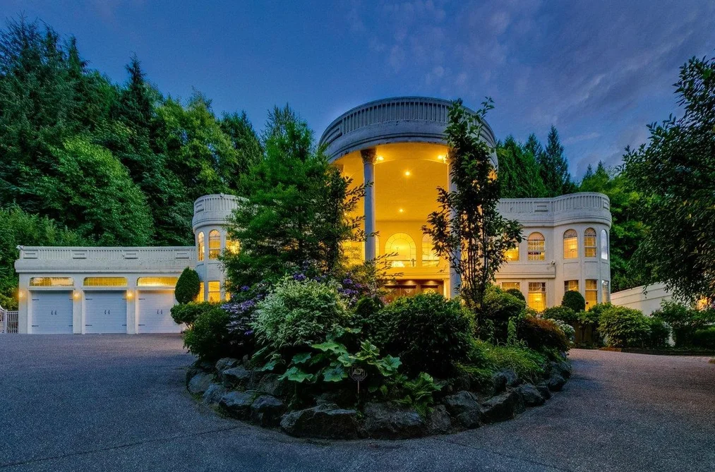 House for sale at 13828 Crescent Road Surrey British Columbia - MLS: R3137386