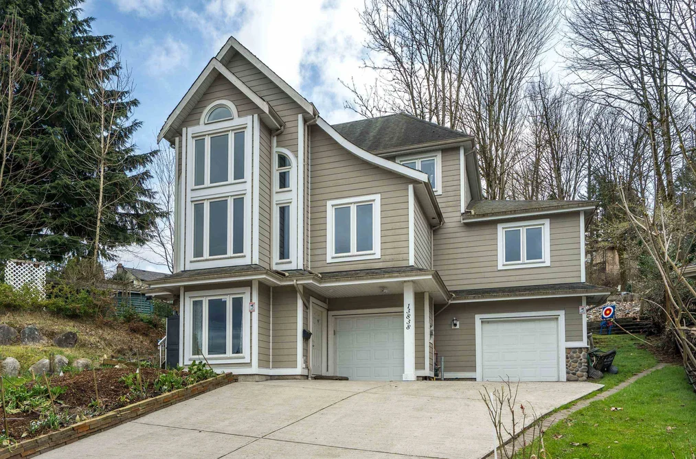 House for sale at 13838 116 Avenue Surrey British Columbia - MLS: R3091915