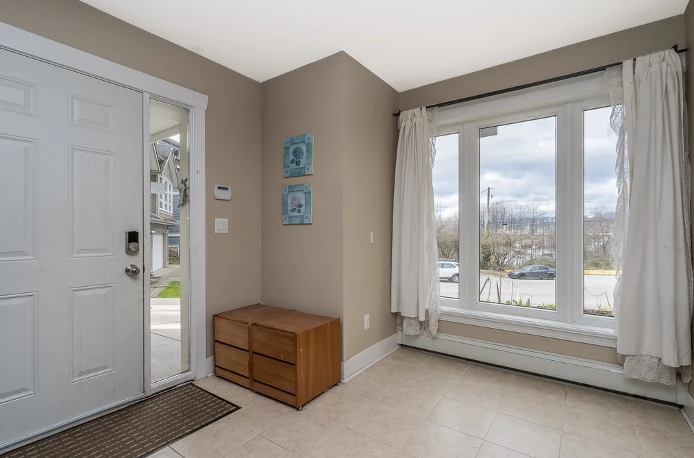 13838 116 AVENUE, Surrey BC V3R 2T2, Surrey BC — Residential for Sale - Photo 2