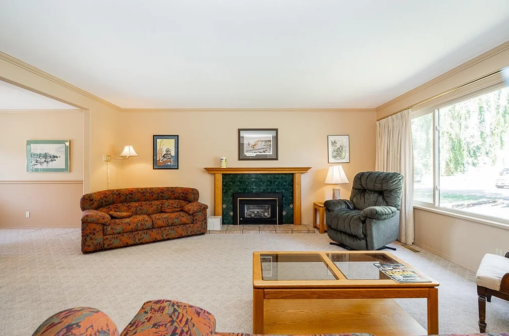 13852 Malabar Avenue, White Rock, BC - MLS: R3144380 - Photo 4 13852 Malabar Avenue, White Rock, BC - MLS: R3144380 - Photo 4