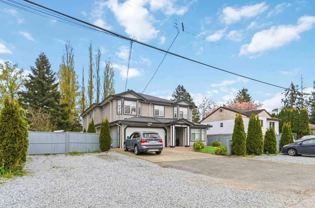 13869 BRENTWOOD CRESCENT, Surrey BC V3R 5M1, Surrey BC — Residential for Sale - Photo 2
