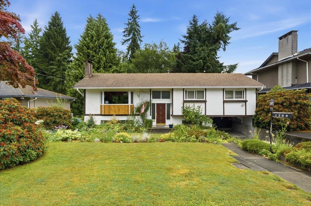1388 Cambridge Dr, Coquitlam, BC - MLS: R3173049