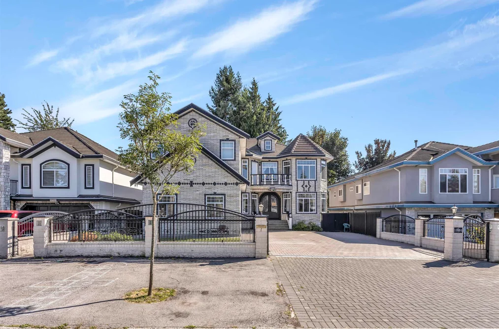 13884 89A AVENUE, Surrey BC V3V 6K9, Surrey BC — Residential for Sale - Photo 2