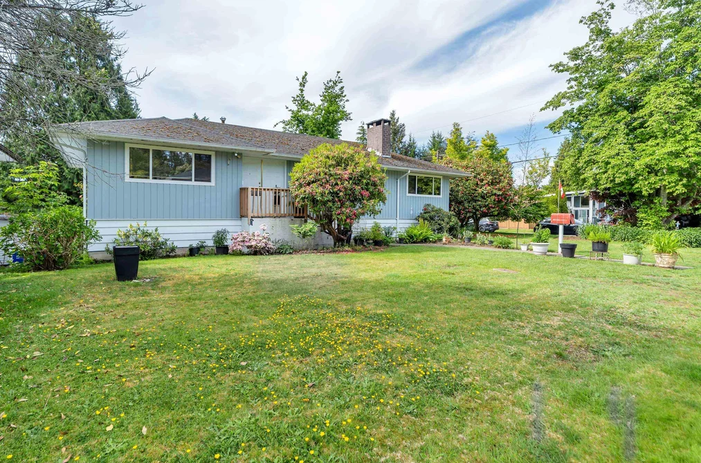 13890 BLACKBURN AVENUE, White Rock BC V4B 2Z2, White Rock BC — Residential for Sale - Photo 4