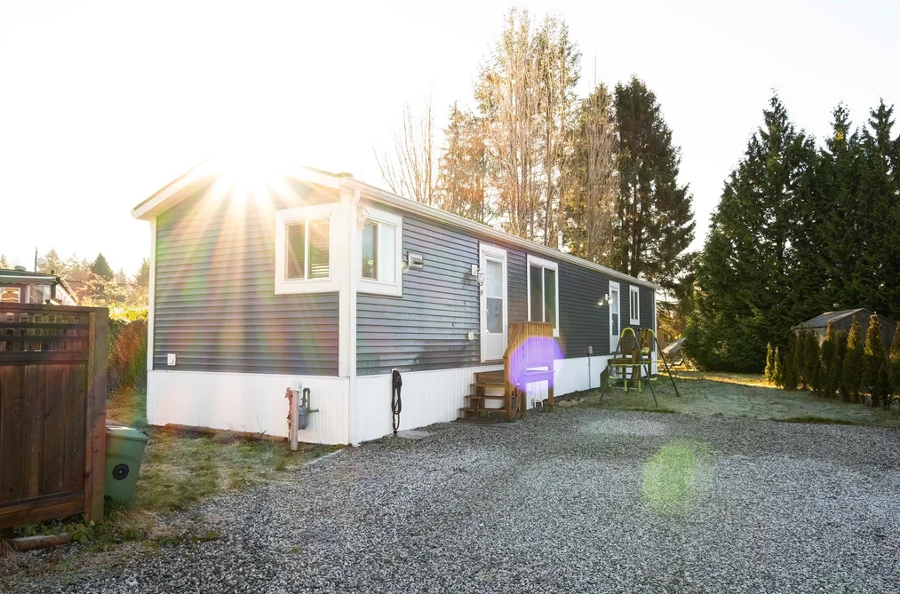 Manufactured Home for sale at 139 1413 Sunshine Coast Highway Gibsons British Columbia - MLS: R3083519