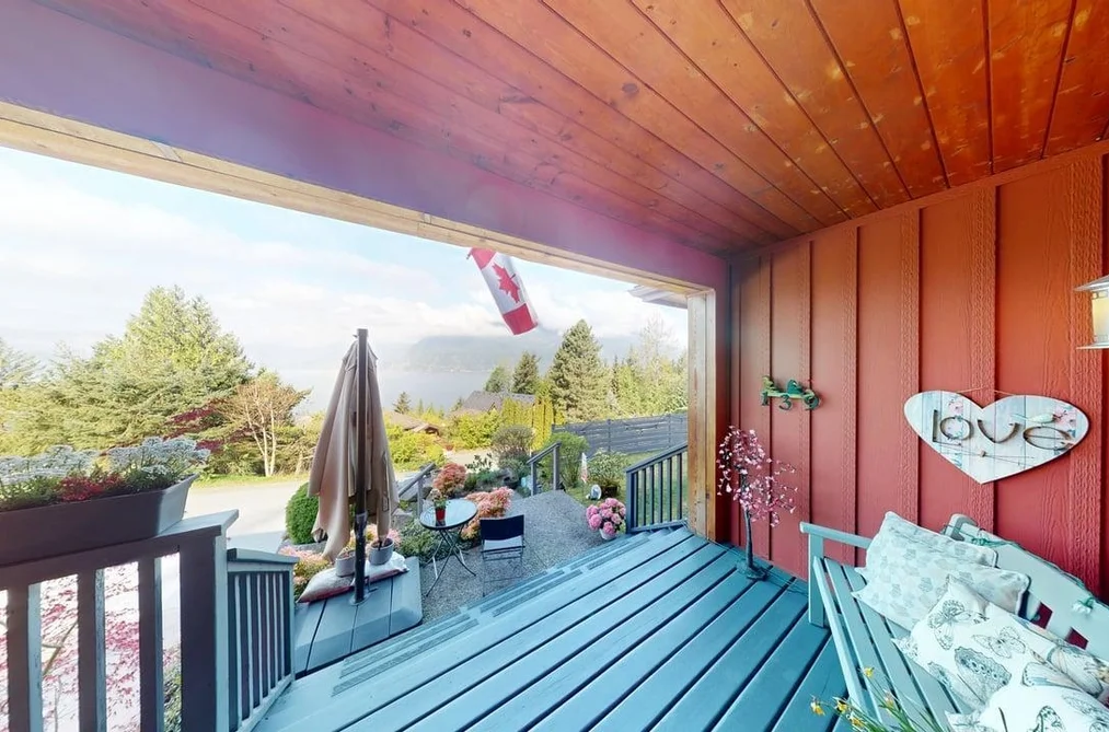 139 FURRY CREEK DRIVE, Furry Creek BC V0N 3Z2, Furry Creek BC — Residential for Sale - Photo 2