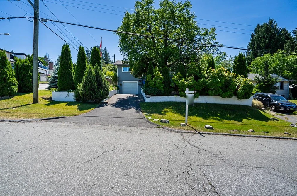House for sale at 13938 115 Avenue Surrey British Columbia - MLS: R3136515