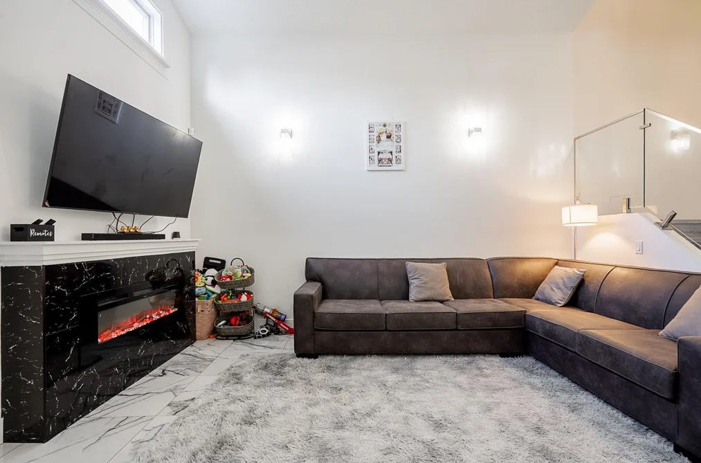 13941 80A AVENUE, Surrey BC V3W 6P5, Surrey BC — Residential for Sale - Photo 2